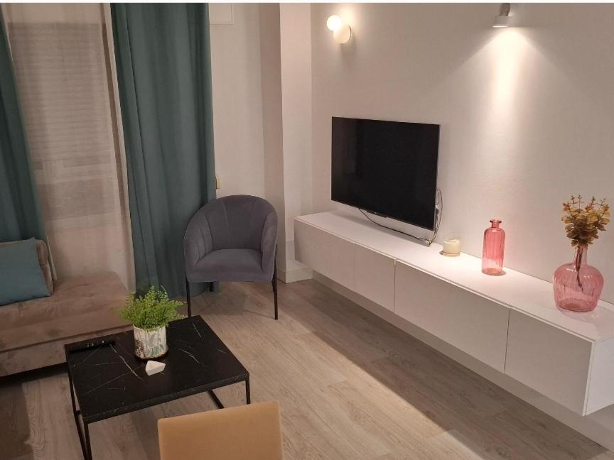 Moderno Apartamento Con Garaje Privado En El Centro De Vigo Habitación foto